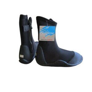 NRS Tread 3 WetShoes River Shoes Sz 3 Black neoprene heel panel 3003202311/70116